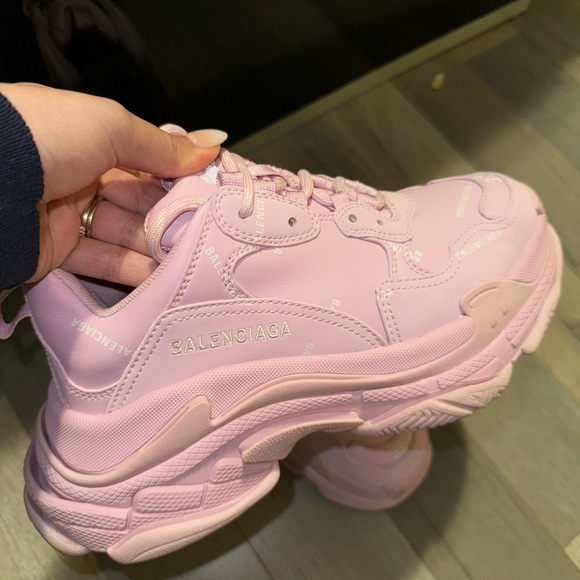 BALENCIAGA Triple S platform sneakers (AUTHENTIC): used - Picture 8 of 15
